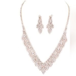 Jewelry necklace set